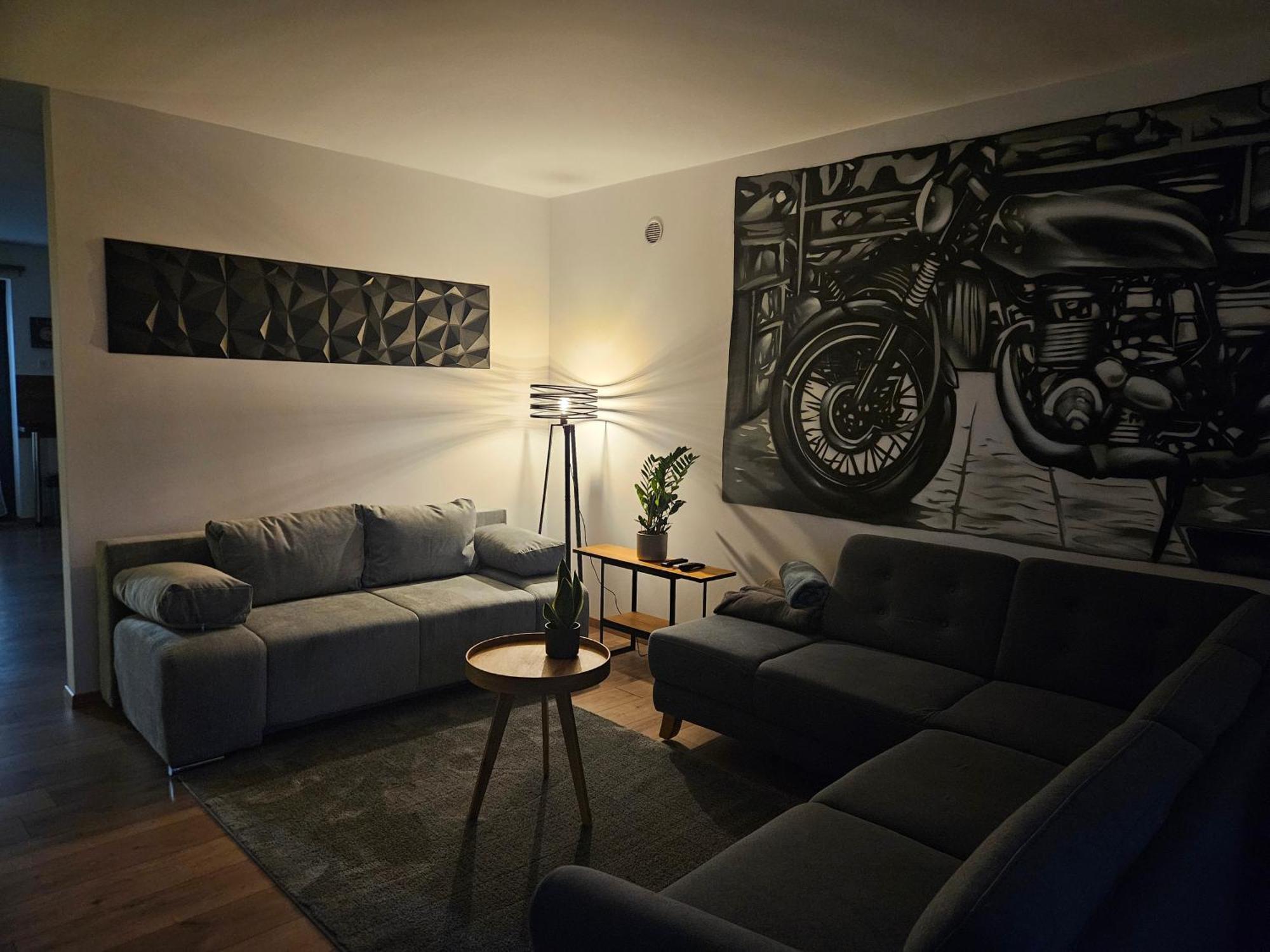 Toelgyes Apartmanhaz Szeged Exterior photo